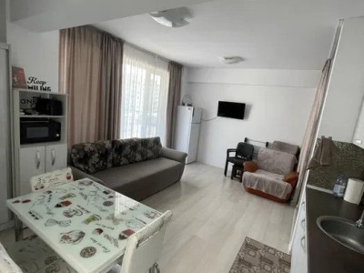 Apartament decomandat cu 2 camere | 100 m până la plajă | Mamaia Nord