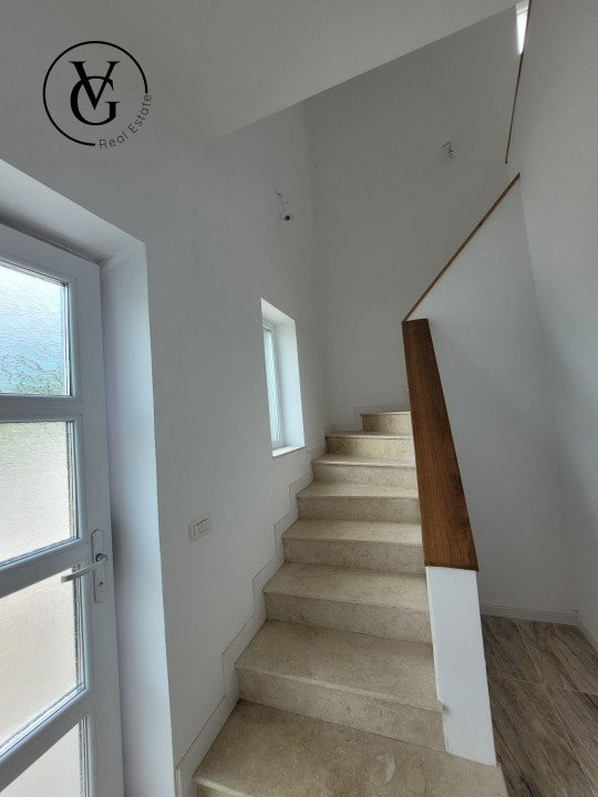 Vila deosebita , P+1, tip duplex  - Palazu Mare