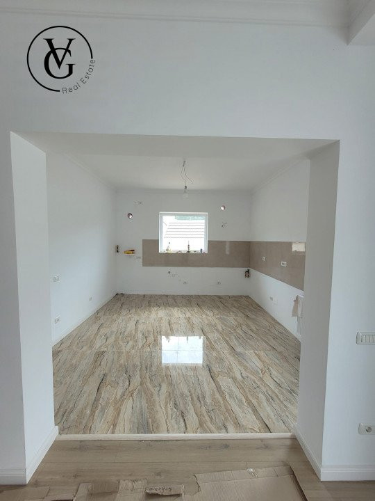 Vila deosebita , P+1, tip duplex  - Palazu Mare