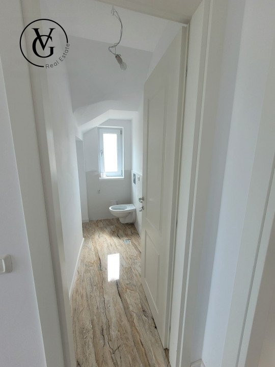 Vila deosebita , P+1, tip duplex  - Palazu Mare