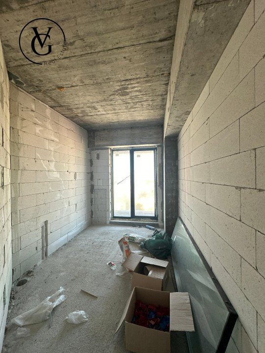 Apartament 5 camere-  decomandat - TOMIS TOWER