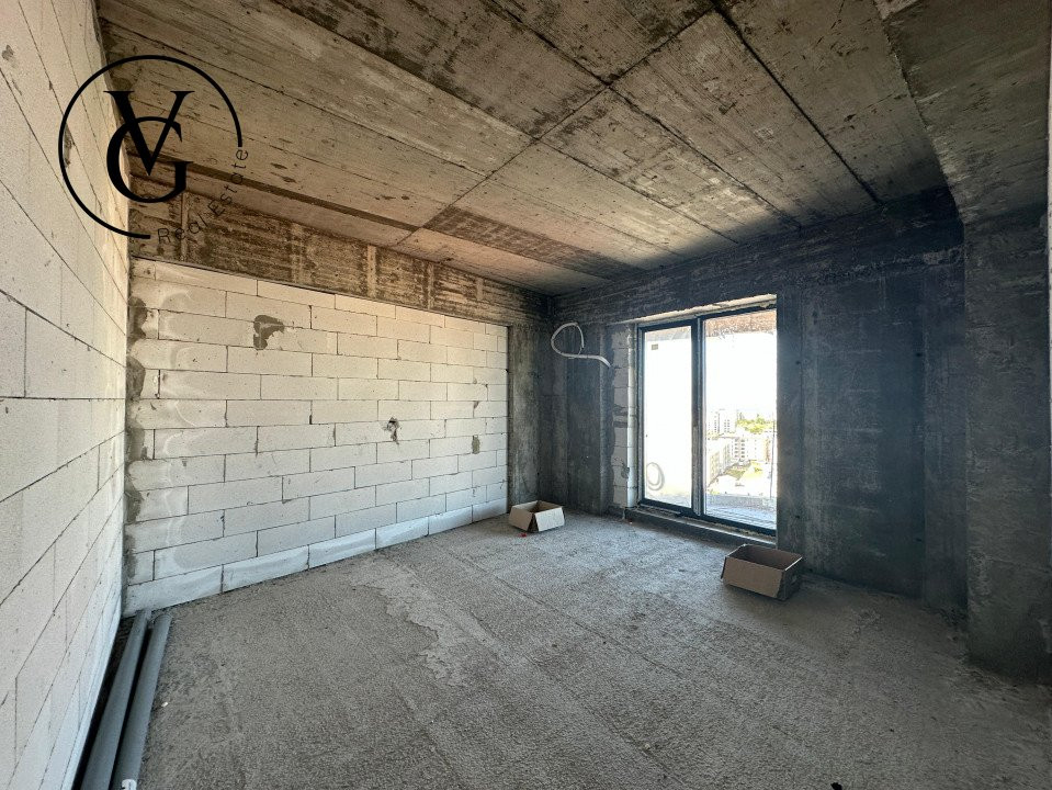 Apartament 5 camere-  decomandat - TOMIS TOWER