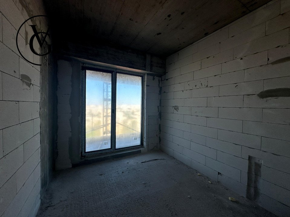 Apartament 5 camere-  decomandat - TOMIS TOWER