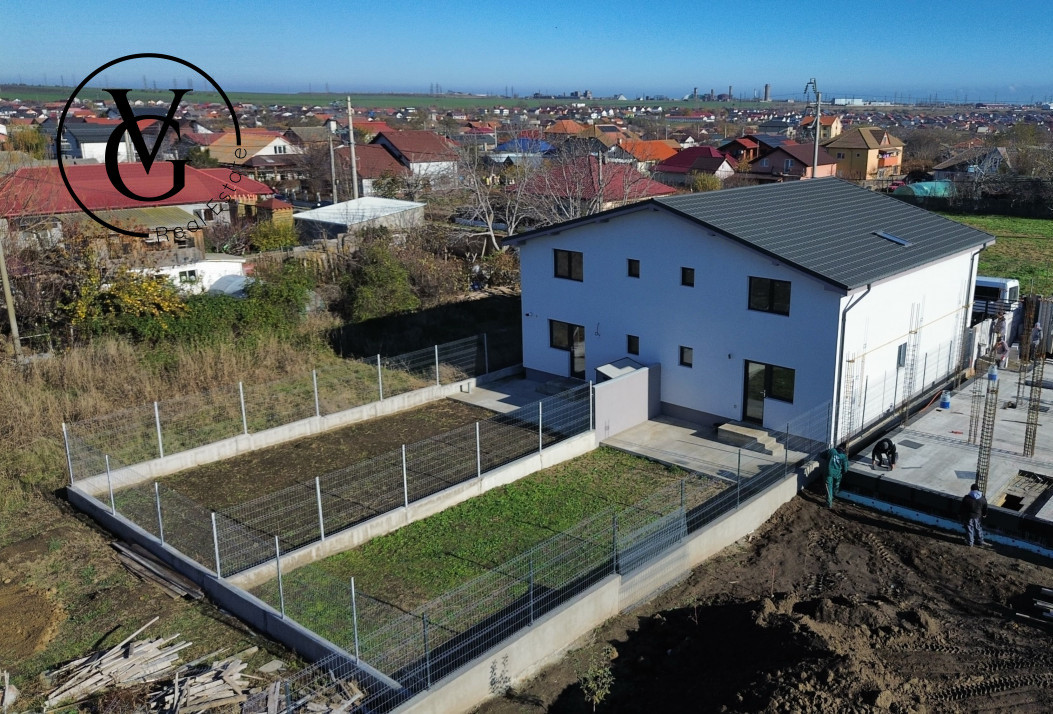 Vila nouă in Lumina - 4 camere 