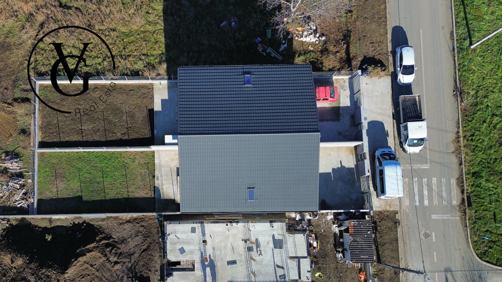 Vila nouă in Lumina - 4 camere 