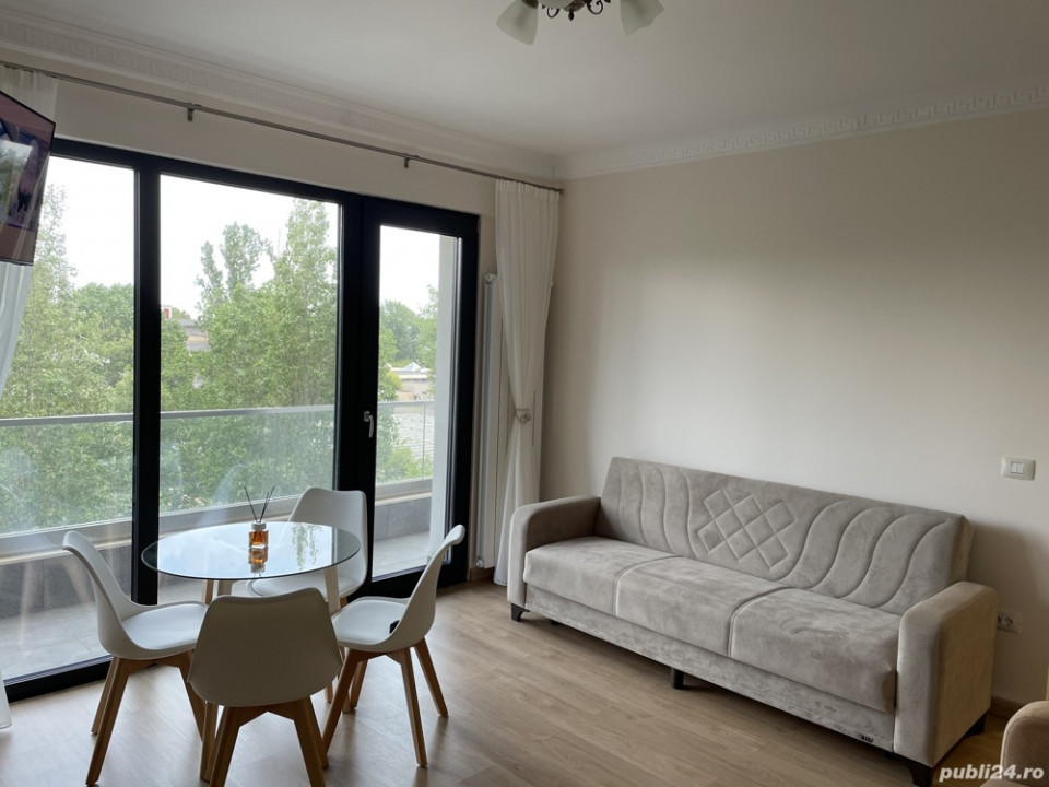 Apartament modern  la cheie-vedere mare si lac -statiunea Mamaia 