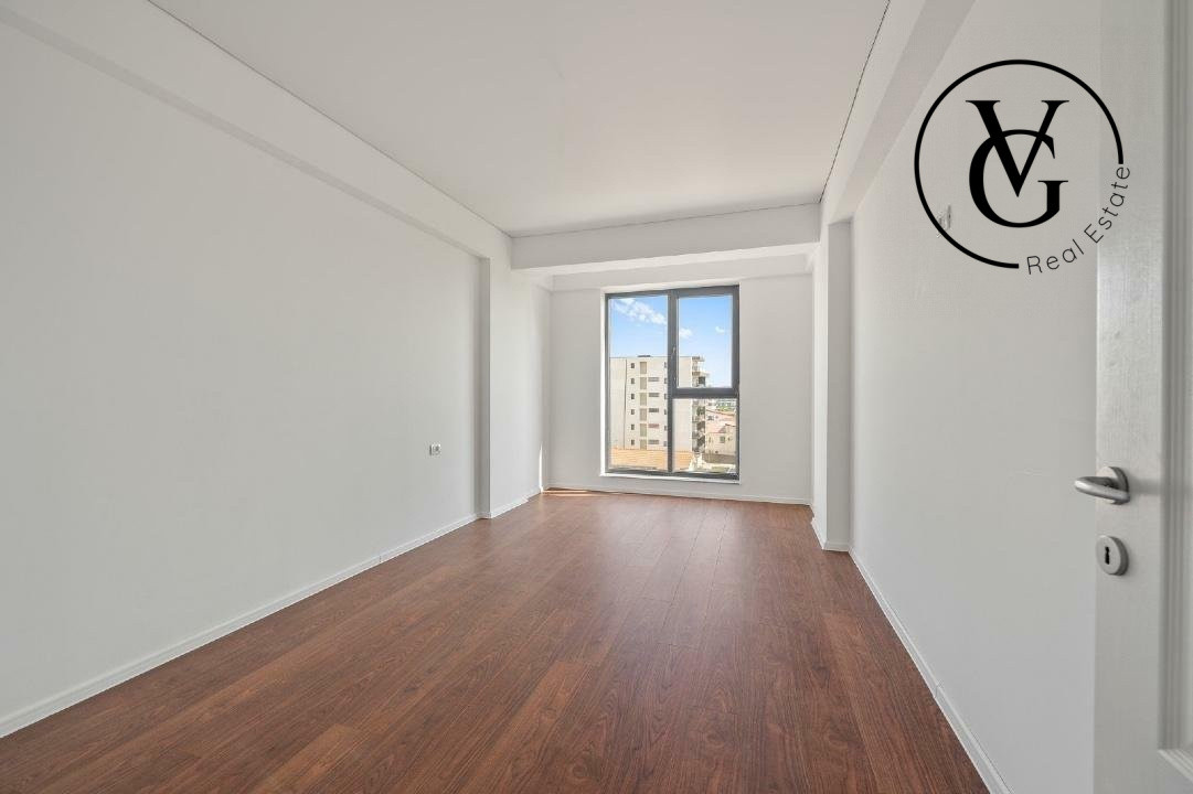 Apartament 3 camere Mamaia-Sat - vedere frontala lac 