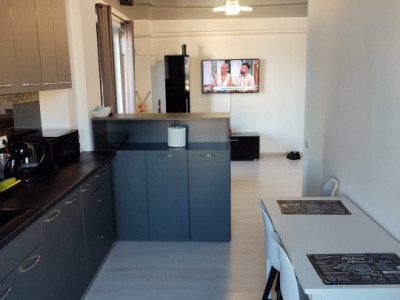 Apartament cu 2 camere - loc de parcare - zona Mamaia Sat