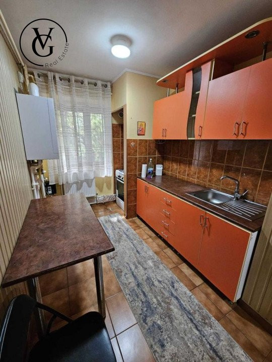 Apartament 2 camere | Decomandat | Zona KM 4-5 | Parcare