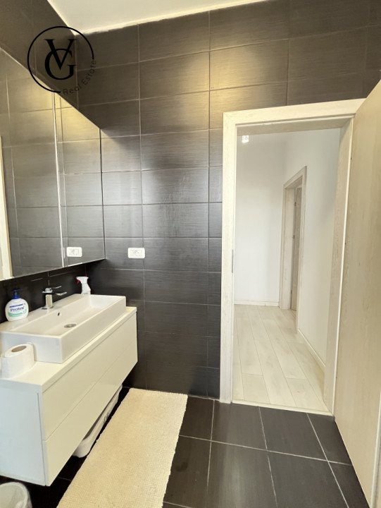 Apartament decomandat 3 camere Compozitori + 2 locuri de parcare 