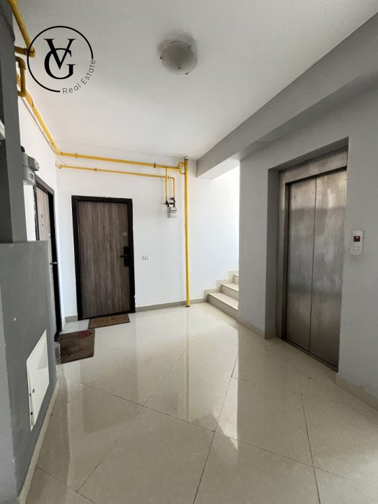 Apartament decomandat 3 camere Compozitori + 2 locuri de parcare 