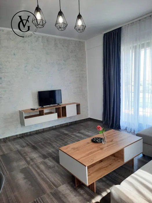 Apartament 3 camere - Tabara Navodari + loc de parcare