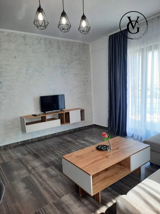 Apartament 3 camere - Tabara Navodari + loc de parcare