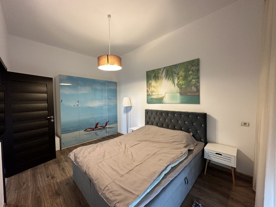 Apartament Mamaia central-ideal investitie-vedere catre lac 