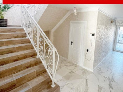 Casa cu garaj in Navodari /  0% comision 