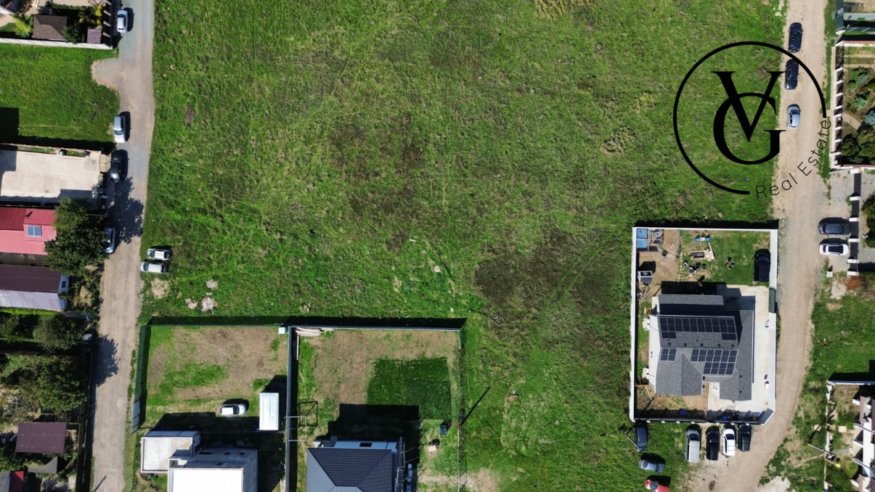 Teren intravilan 1000 mp Vila Cucoanei