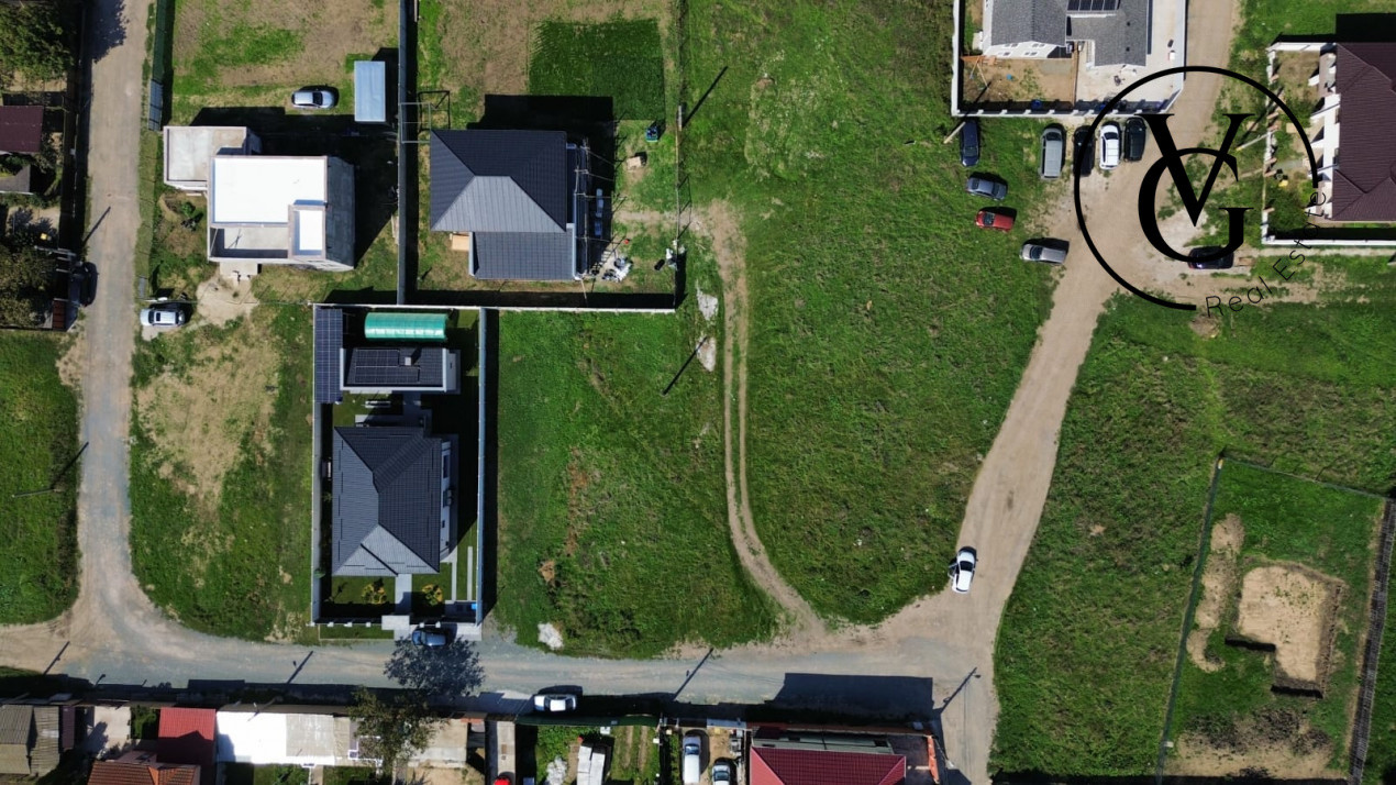 Teren intravilan 1000 mp Vila Cucoanei