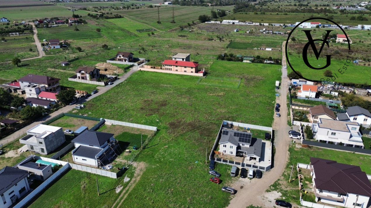 Teren intravilan 1000 mp Vila Cucoanei