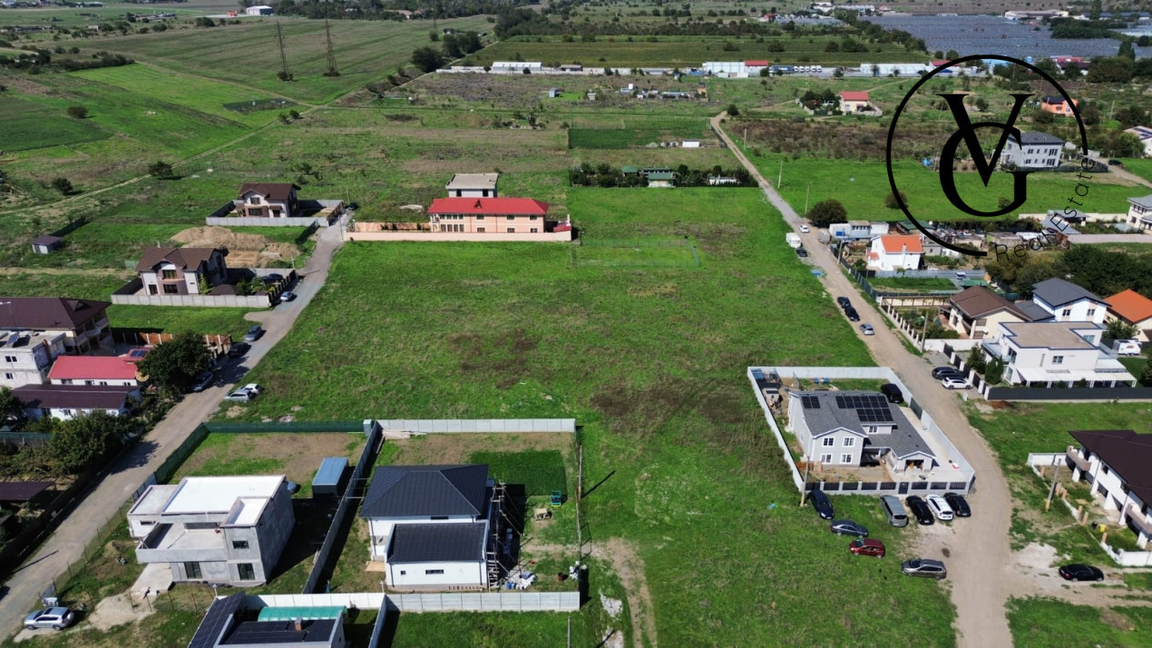 Teren intravilan 1000 mp Vila Cucoanei