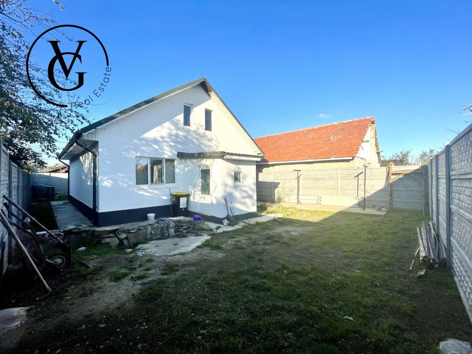Casa individuala, 273 mp curte,  Lumina