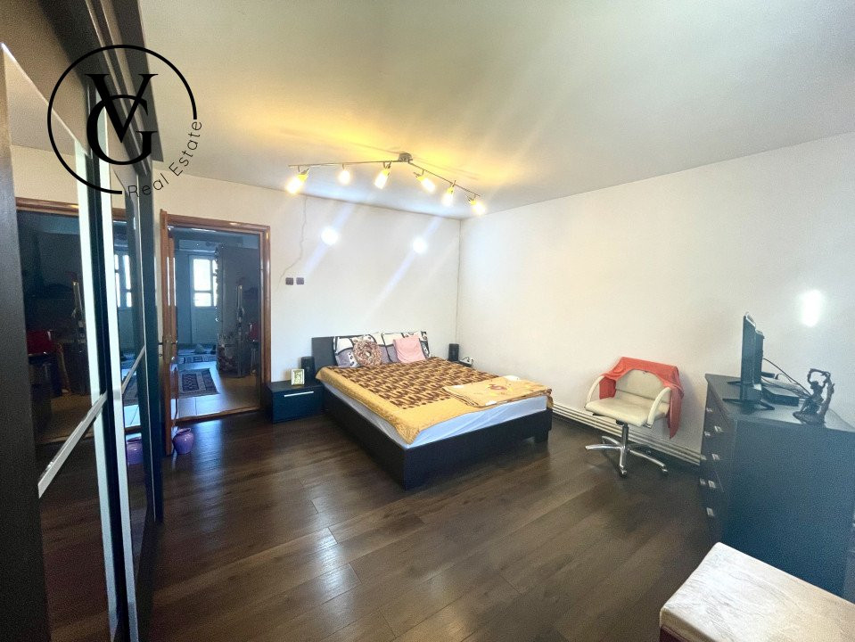 Casa individuala, 273 mp curte,  Lumina