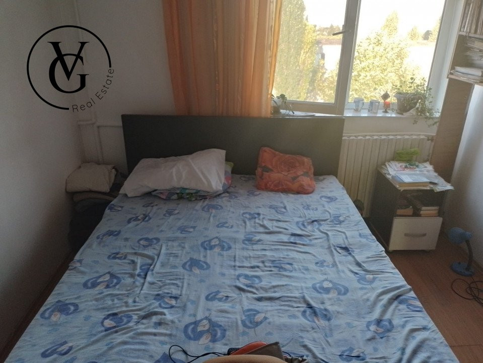 Apartament decomandat de 2 camere - zona Cireșica