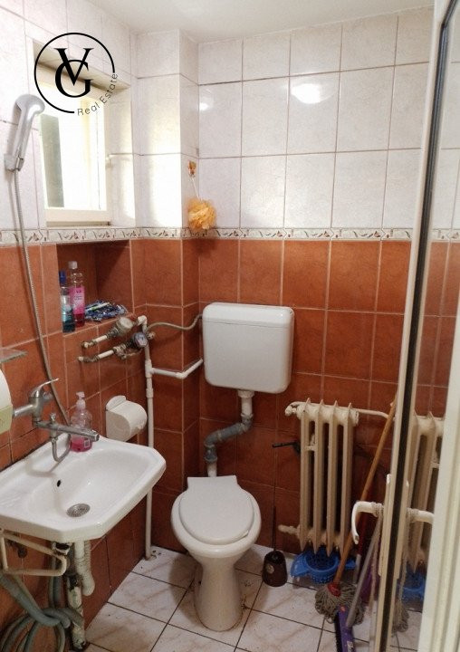 Apartament decomandat de 2 camere - zona Cireșica