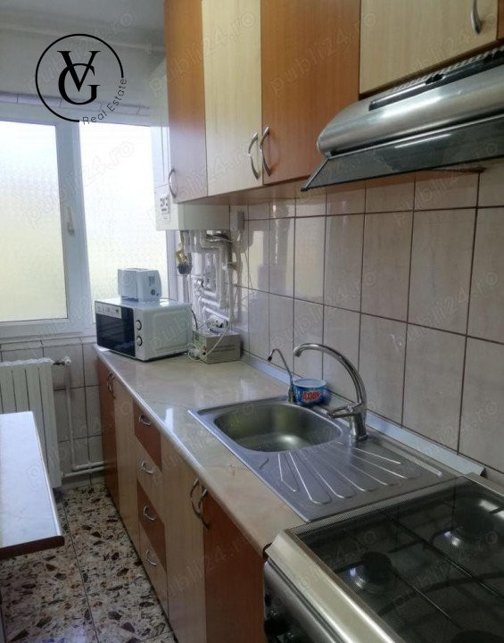 Apartament semidecomandat de 3 camere - zona INEL 2 