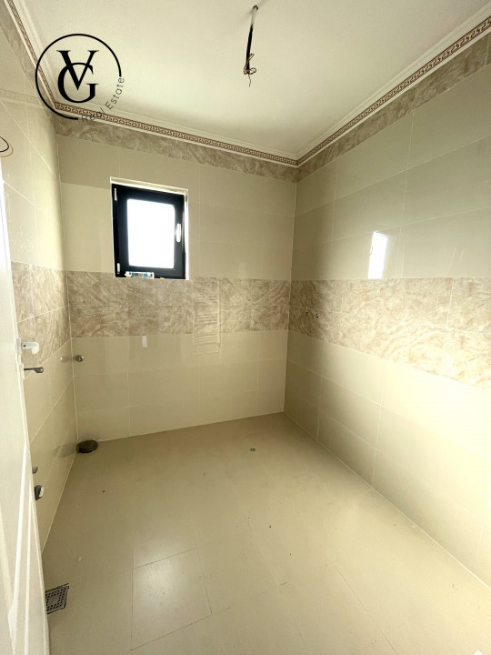 Duplex la cheie, 3 camere,  Lumina