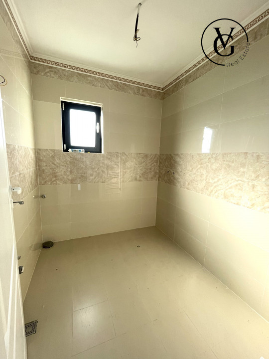 Duplex la cheie, 3 camere,  Lumina