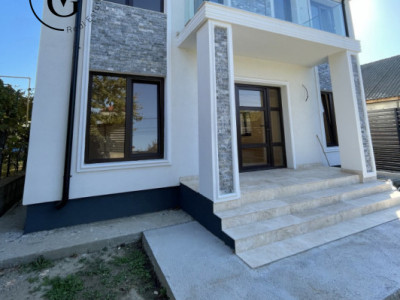 Vila P+1 moderna,  Lumina