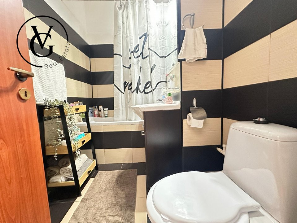 Apartament de 3 camere decomandat - Inel 1