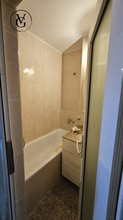 Apartament spațios - 3 camere - termen lung - zona Gara