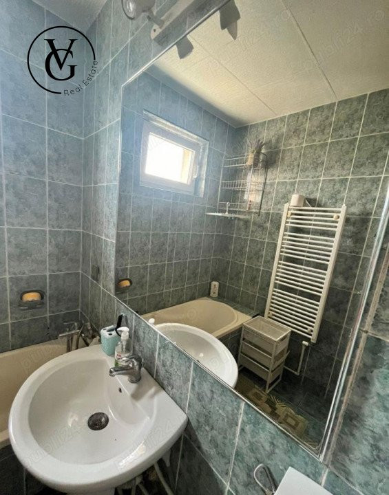 Apartament 2 camere + boxă - zona Tomis Nord 