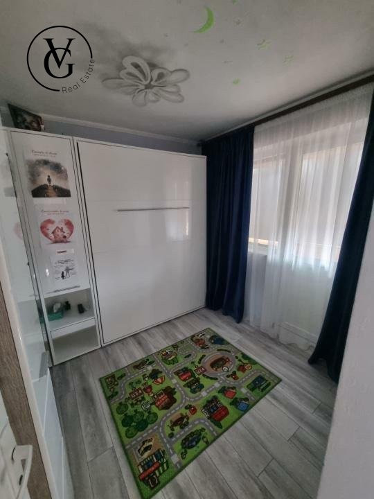 Apartament decomandat de 3 camere - zona Tomis Nord