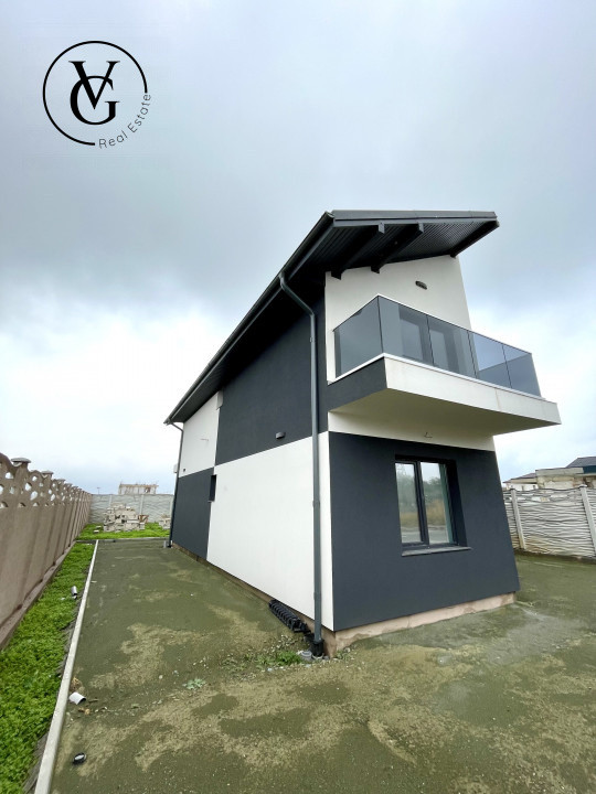 Vila P+M, 5 Camere, 450 mp teren, Navodari