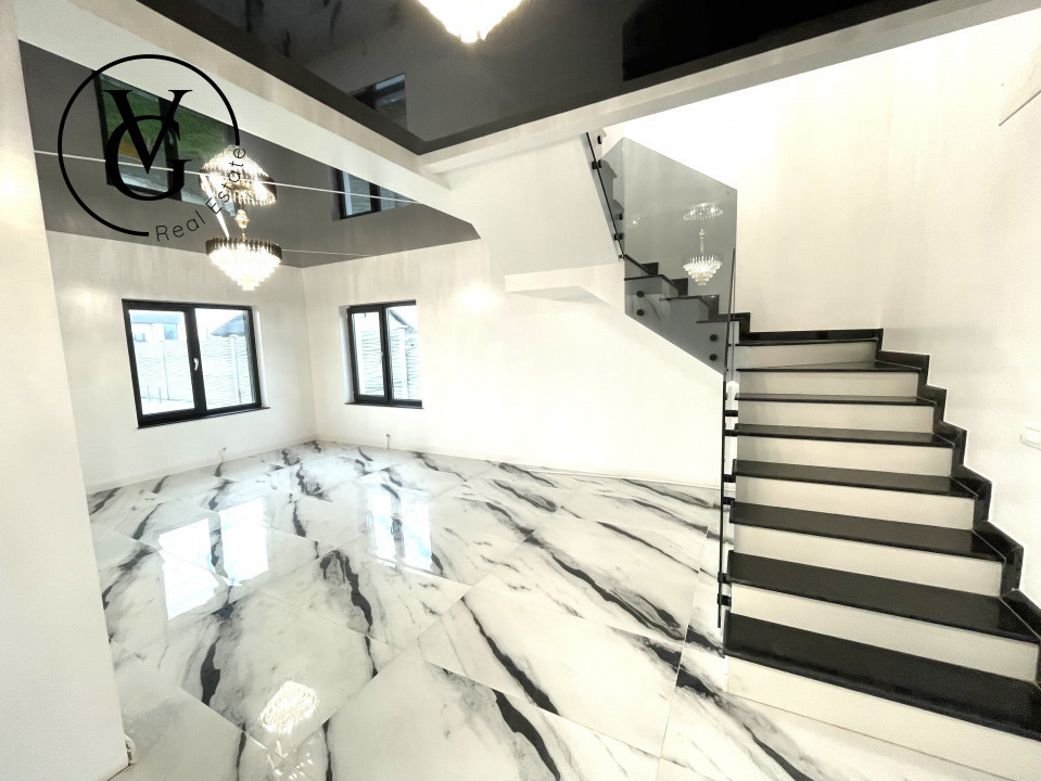 Vila P+M, 5 Camere, 450 mp teren, Navodari