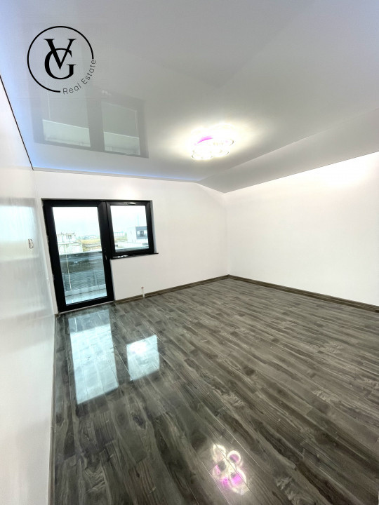 Vila P+M, 5 Camere, 450 mp teren, Navodari