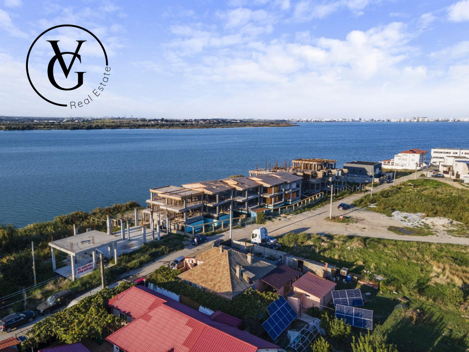 Vila  premium | frontal  la lac | Ovidiu Sud 