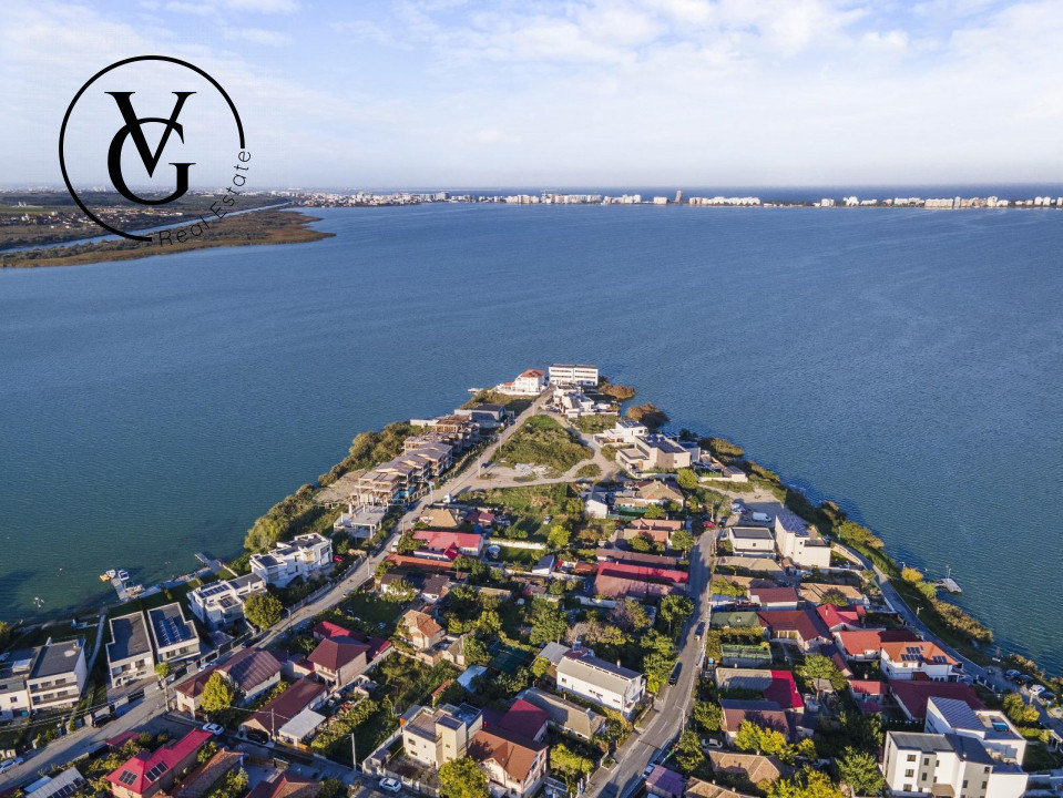 Vila  premium | frontal  la lac | Ovidiu Sud 