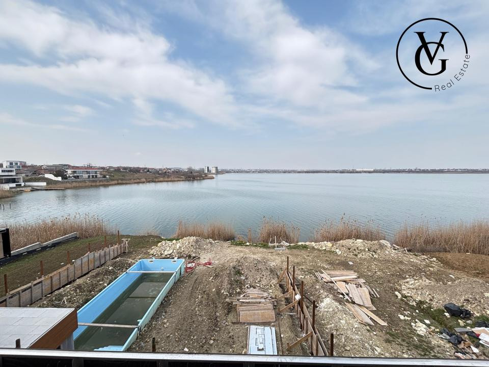 Vila  premium | frontal  la lac | Ovidiu Sud 