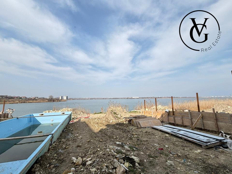 Vila  premium | frontal  la lac | Ovidiu Sud 