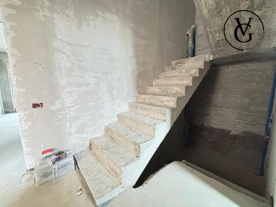 Vila  premium | frontal  la lac | Ovidiu Sud 