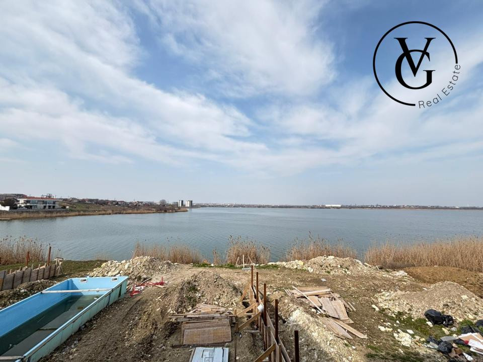 Vila  premium | frontal  la lac | Ovidiu Sud 