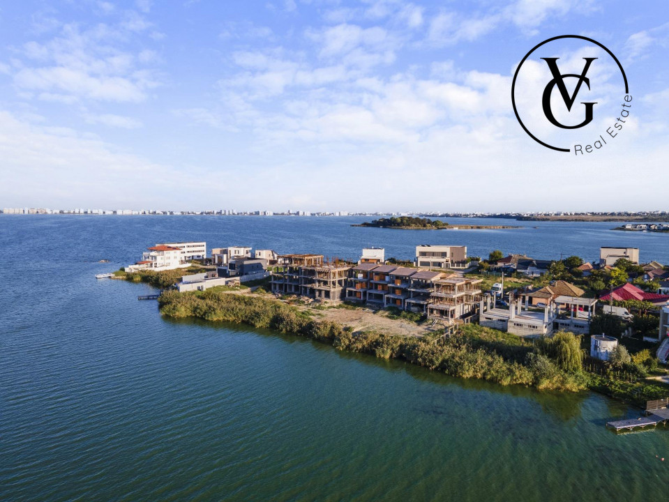 Vila  premium | frontal  la lac | Ovidiu Sud 