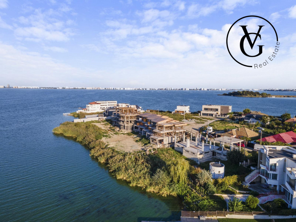 Vila  premium | frontal  la lac | Ovidiu Sud 