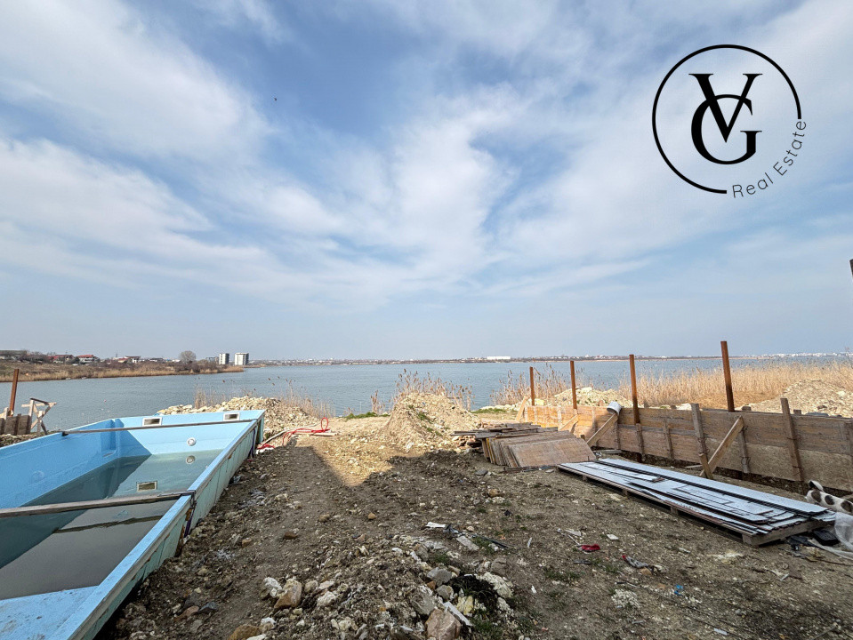 Vila  premium | frontal  la lac | Ovidiu Sud 