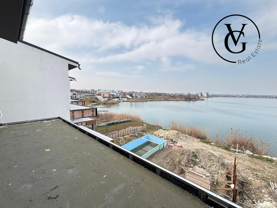 Vila  premium | frontal  la lac | Ovidiu Sud 
