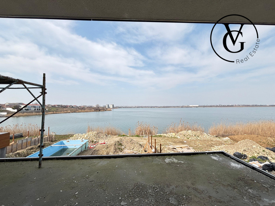 Vila  premium | frontal  la lac | Ovidiu Sud 