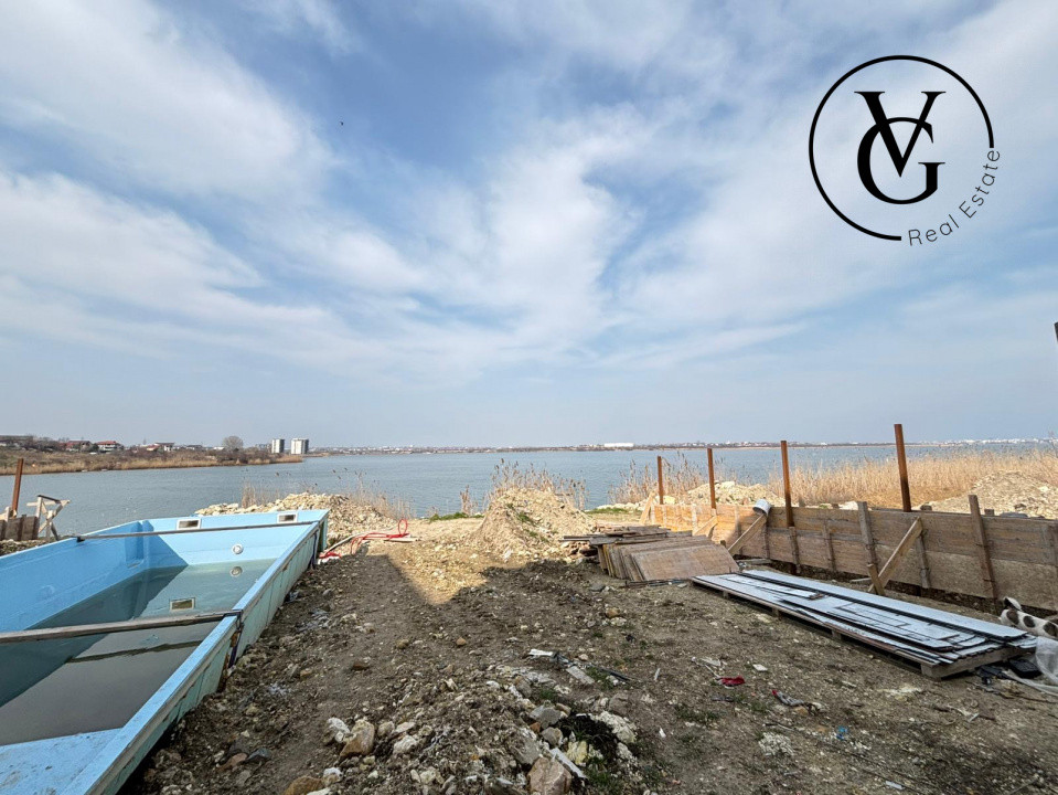 Vila  premium | frontal  la lac | Ovidiu Sud 